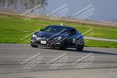 media/Jan-29-2023-Speed Ventures (Sun) [[795e55dca5]]/Yellow/Front Straight/